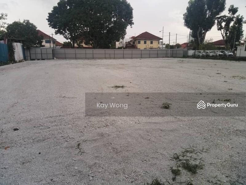 Untuk Dijual - Main Road Frontage Vacant Land