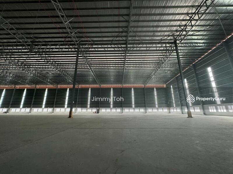 For Rent - Senai Warehouse For Rent
