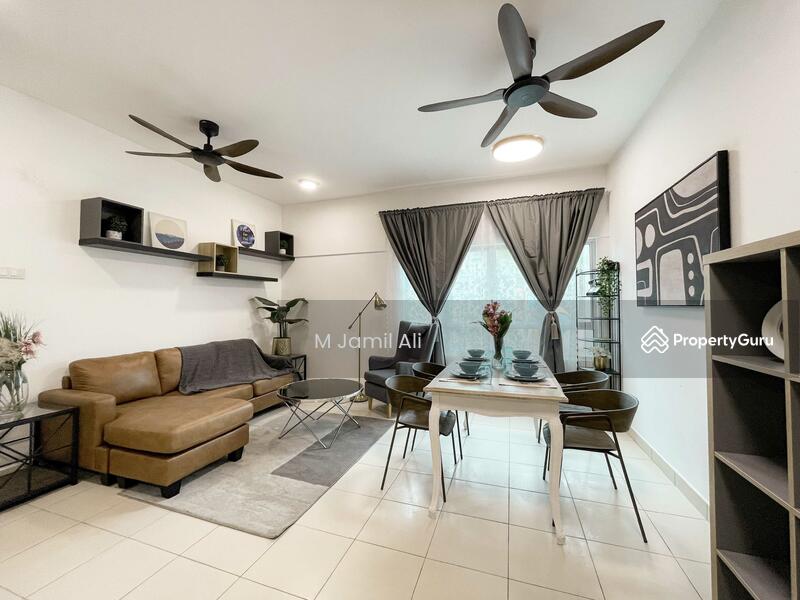 Disclaimer: Interior design at the show units is for inspiration purpose only