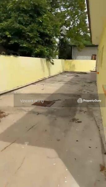 For Rent - Georgetown shop lot for rent