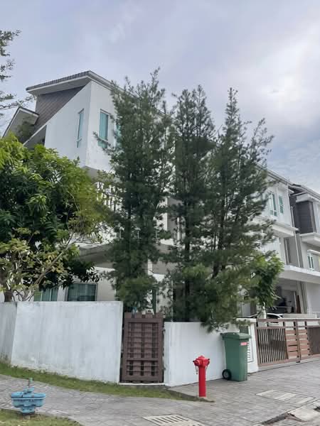 3-storey Terraced House for Sale in Bandar Rinching (Semenyih) - Allen . - Exterior - PropertyGuru.com.my