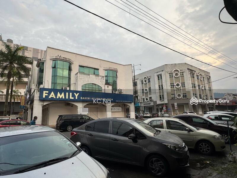 For Sale - Four Adjoining Units 4 Storey Terrace Shop Office @ Taiping