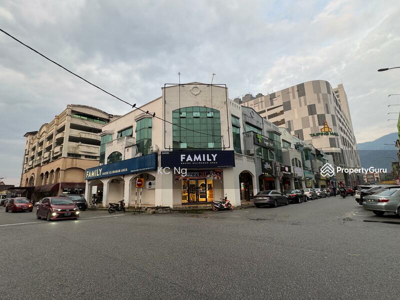 For Sale - Four Adjoining Units 4 Storey Terrace Shop Office @ Taiping