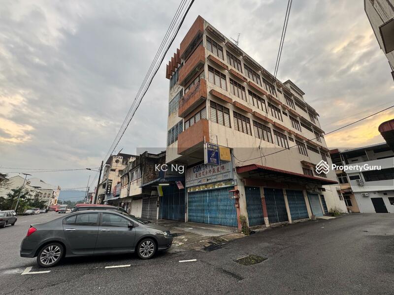 For Sale - Four Adjoining Units 4 Storey Terrace Shop Office @ Taiping