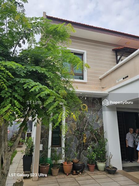 Untuk Dijual - 2.5-storey Semi-Detached 2314sf at Taman Brown in Penang Island