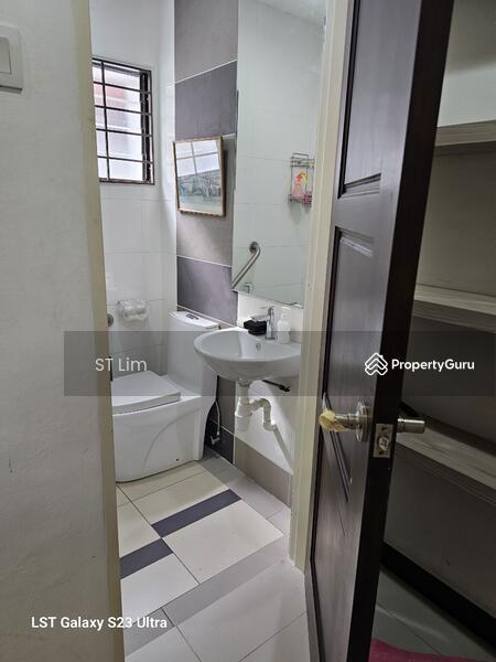 Untuk Dijual - 2.5-storey Semi-Detached 2314sf at Taman Brown in Penang Island
