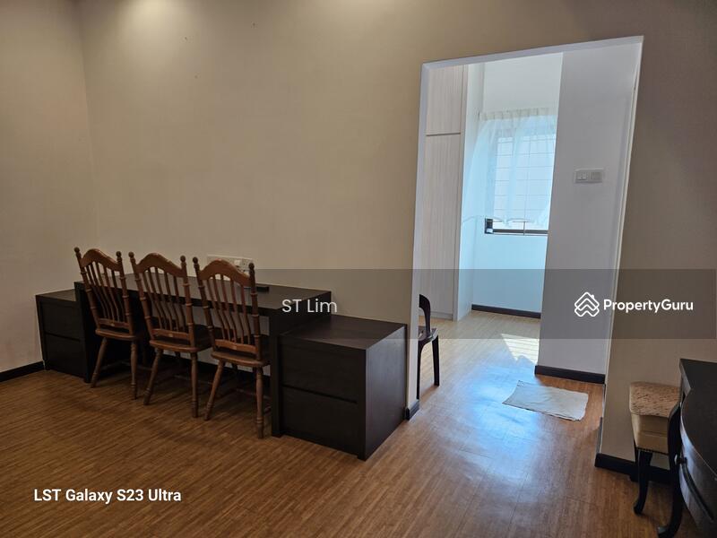 Untuk Dijual - 2.5-storey Semi-Detached 2314sf at Taman Brown in Penang Island