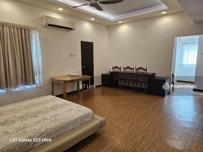 Untuk Dijual - 2.5-storey Semi-Detached 2314sf at Taman Brown in Penang Island