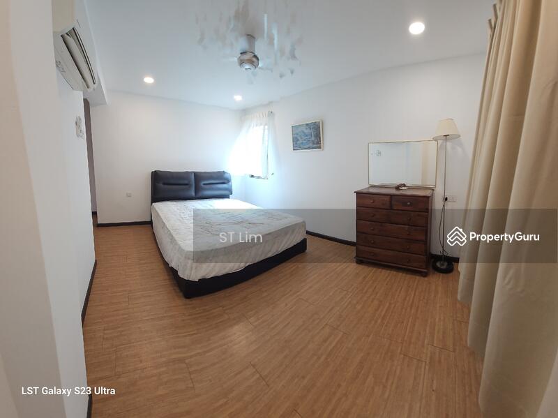Untuk Dijual - 2.5-storey Semi-Detached 2314sf at Taman Brown in Penang Island