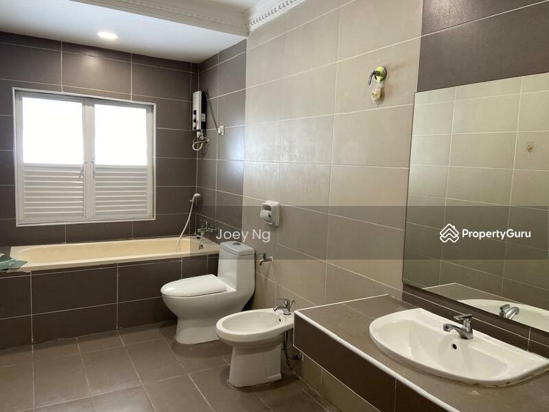 Bathroom with Bathtub