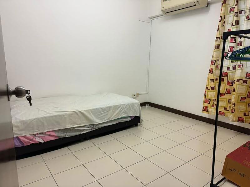 Kondominium untuk Dijual di Vantage Point (Menang Ria) - SL Yap - Bedroom - PropertyGuru.com.my