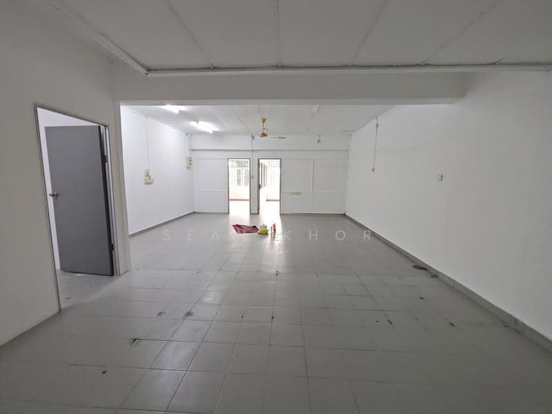 Shop for Rent in Taman Molek (Johor Bahru) - Sean Khor - Interior - PropertyGuru.com.my