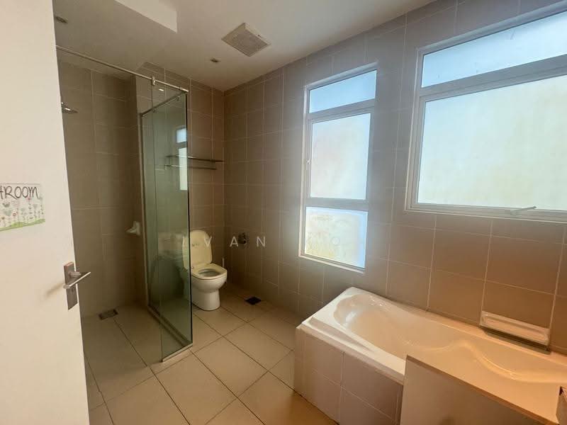 Condominium for Rent at Amaya Saujana - Ivan Kok - Bathroom - PropertyGuru.com.my