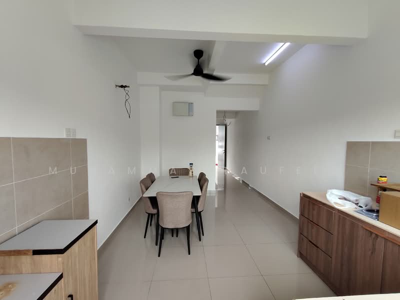 Rumah Teres 3 Tingkat untuk Disewa di Seksyen 25 (Shah Alam) - Muhammad Taufeeq - PropertyGuru.com.my