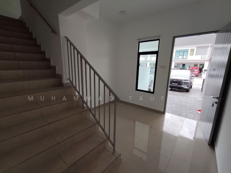 Rumah Teres 3 Tingkat untuk Disewa di Seksyen 25 (Shah Alam) - Muhammad Taufeeq - PropertyGuru.com.my