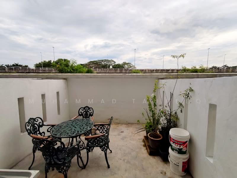 Rumah Teres 3 Tingkat untuk Disewa di Seksyen 25 (Shah Alam) - Muhammad Taufeeq - PropertyGuru.com.my