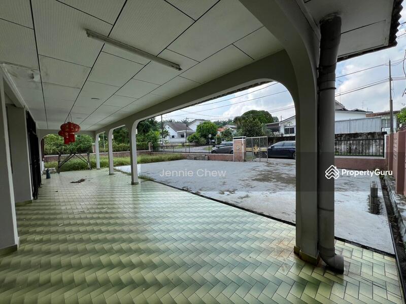 For Sale - Jalan Sundang @ Taman Sri Tebrau single storey Bungalow, Taman Sentosa, Taman Pelangi