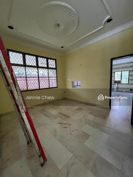 For Sale - Jalan Sundang @ Taman Sri Tebrau single storey Bungalow, Taman Sentosa, Taman Pelangi