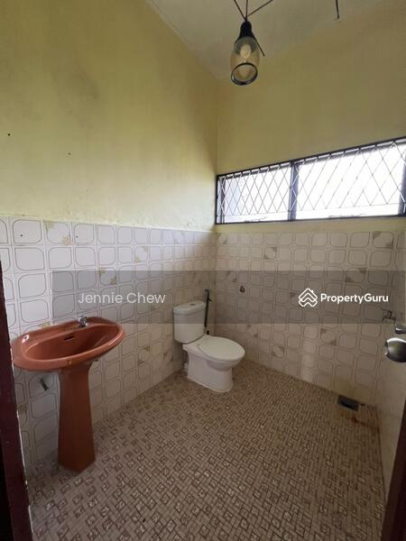 For Sale - Jalan Sundang @ Taman Sri Tebrau single storey Bungalow, Taman Sentosa, Taman Pelangi