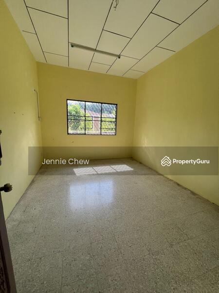 For Sale - Jalan Sundang @ Taman Sri Tebrau single storey Bungalow, Taman Sentosa, Taman Pelangi