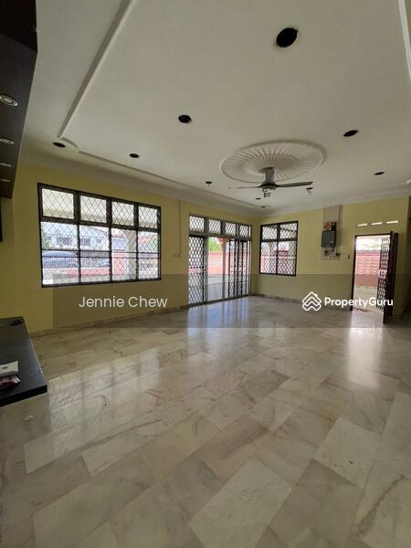 For Sale - Jalan Sundang @ Taman Sri Tebrau single storey Bungalow, Taman Sentosa, Taman Pelangi