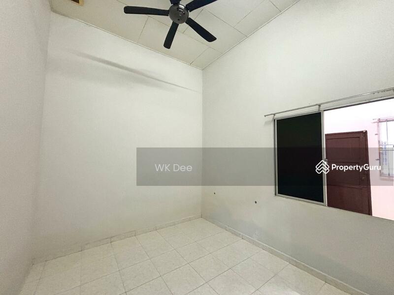 1-storey Terraced House for Sale in Taman Parit Raja 2 (Sri Gading) - WK Dee - PropertyGuru.com.my