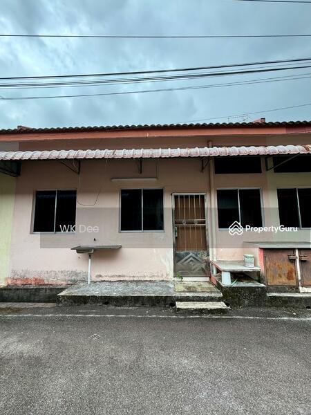1-storey Terraced House for Sale in Taman Parit Raja 2 (Sri Gading) - WK Dee - PropertyGuru.com.my
