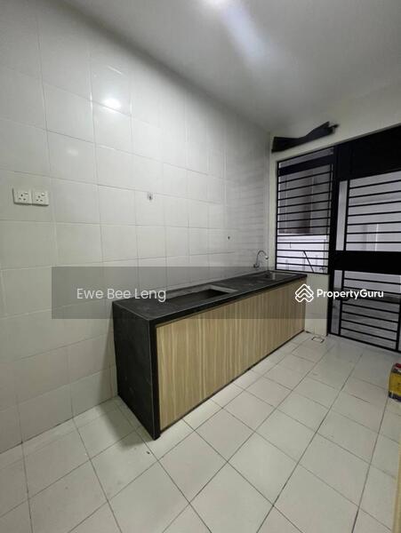 For Sale - Taman Kempas Utama