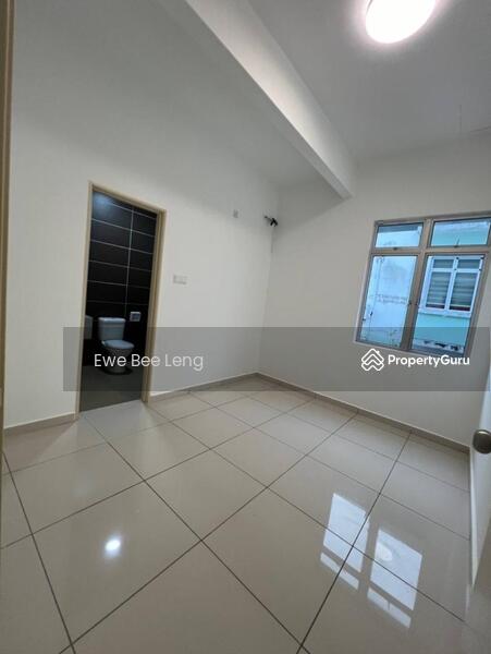 For Sale - Taman Kempas Utama