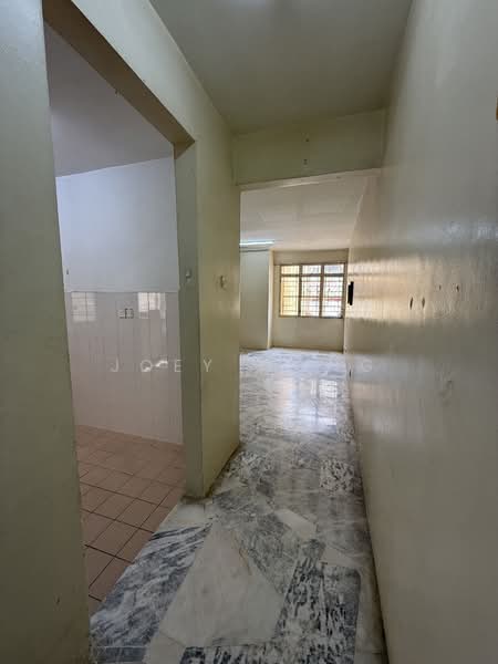 Untuk Dijual - Semarak Apartment, Taman Putra Perdana