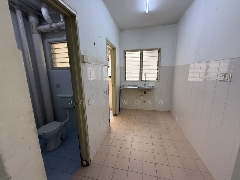 Untuk Dijual - Semarak Apartment, Taman Putra Perdana