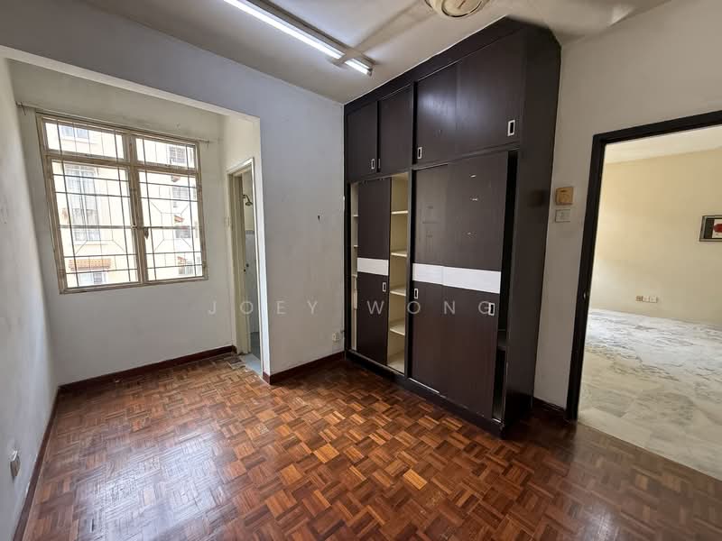 Untuk Dijual - Semarak Apartment, Taman Putra Perdana