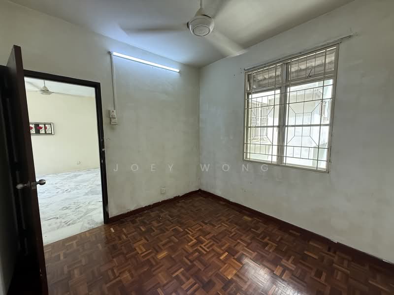 Untuk Dijual - Semarak Apartment, Taman Putra Perdana