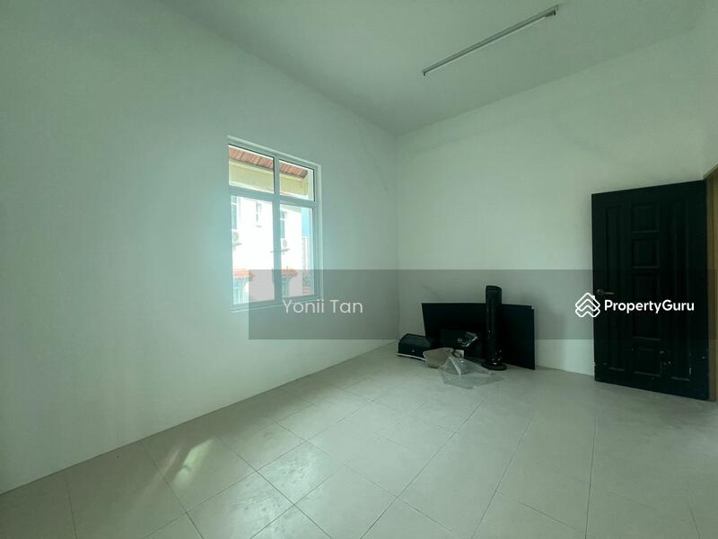 For Sale - Emerald Heights Gated Bungalow Paya Teubong