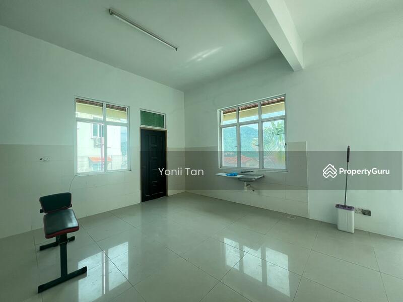 For Sale - Emerald Heights Gated Bungalow Paya Teubong