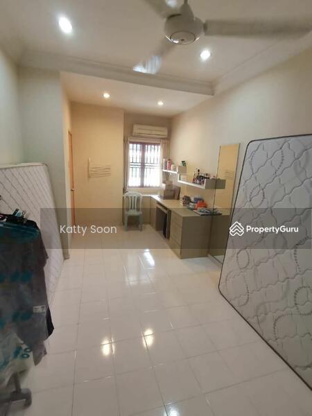 Untuk Dijual - Terrace house at Taman Oakland 3