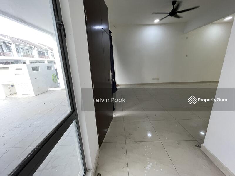 Untuk Dijual - Carnation @ Diamond City Semenyih