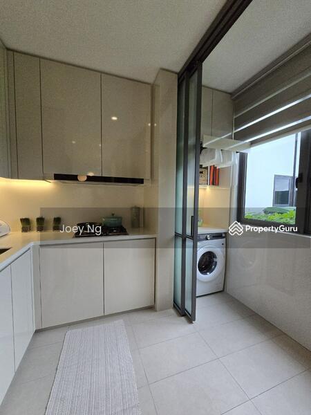 Spacious Kitchen & Yard Area