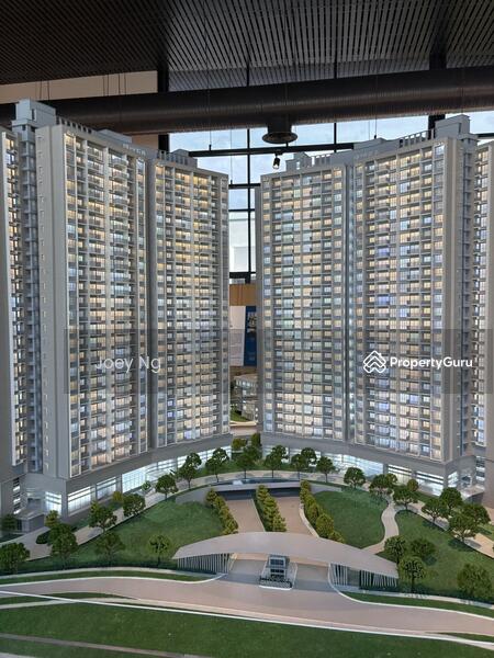 2 Blocks, 248 units per bloock, 80% dedicated green space, 2 facilities podiums