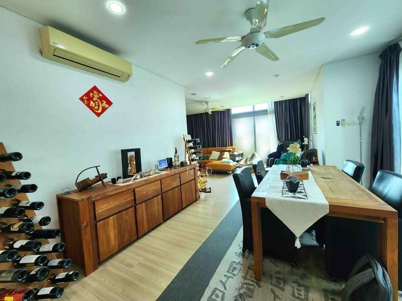Semi-Detached House for Sale in Lake Fields (Sungai Besi) - Edmund Lee - Living Room - PropertyGuru.com.my
