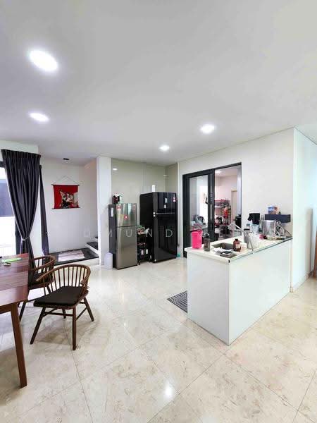 Semi-Detached House for Sale in Lake Fields (Sungai Besi) - Edmund Lee - Kitchen - PropertyGuru.com.my