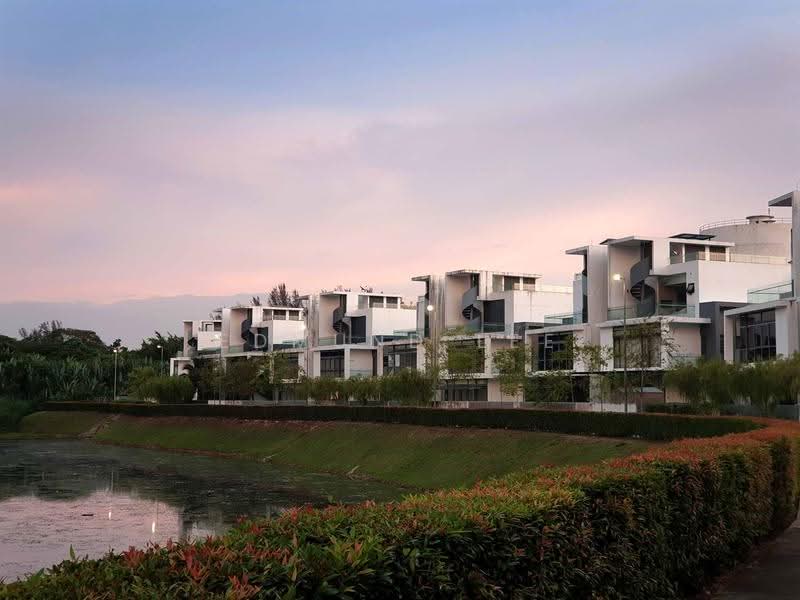 Semi-Detached House for Sale in Lake Fields (Sungai Besi) - Edmund Lee - Exterior - PropertyGuru.com.my