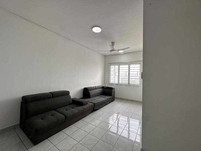 Pangsapuri untuk Disewa di De Cendana - YURI HUSAIN - Living Room - PropertyGuru.com.my