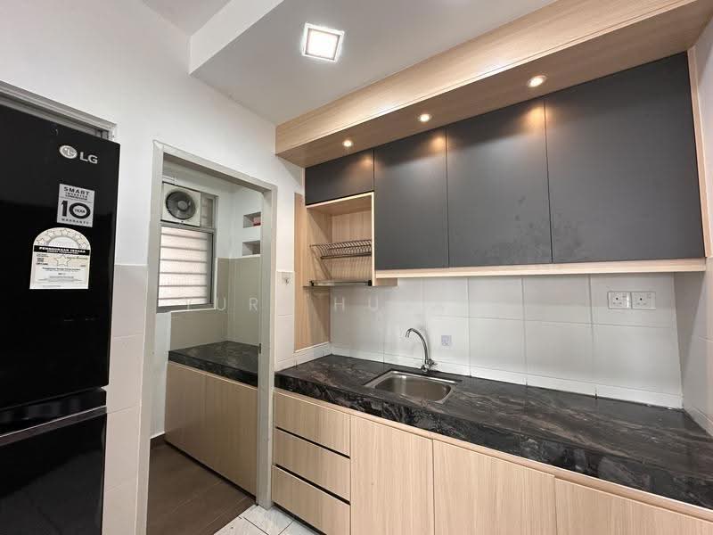 Pangsapuri untuk Disewa di De Cendana - YURI HUSAIN - Kitchen - PropertyGuru.com.my