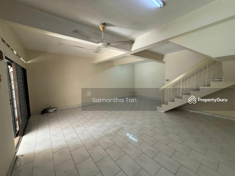 Taman Johor Jaya Double Storey Terrace House, Jalan Bakawali, Taman ...