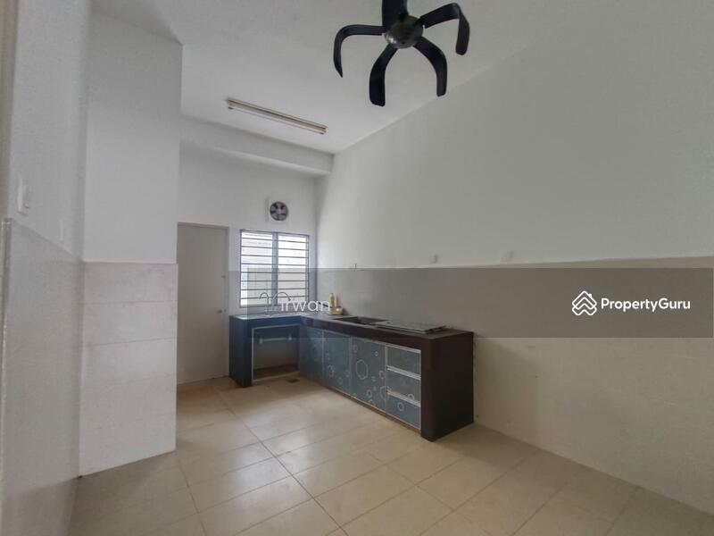 2-storey Terraced House for Sale in Bandar Saujana Putra (Tanjong Duabelas) - Irwan Affandi - PropertyGuru.com.my