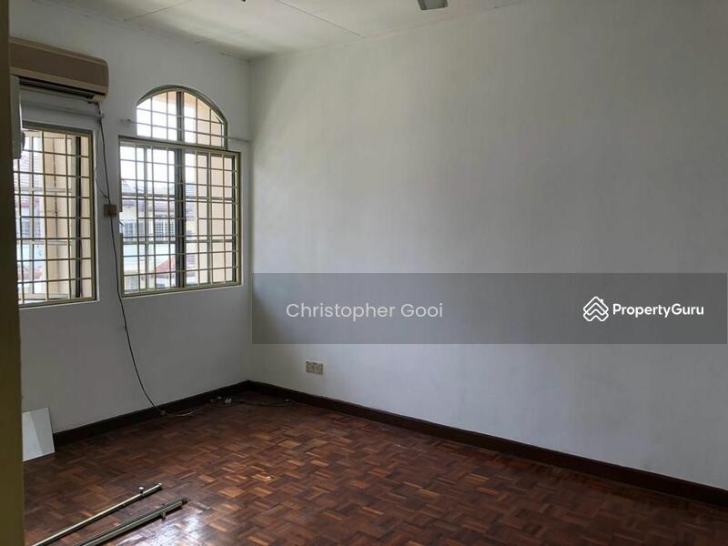 2-storey Terraced House for Sale in Usj 11 (Subang Jaya) - Christopher Gooi - PropertyGuru.com.my