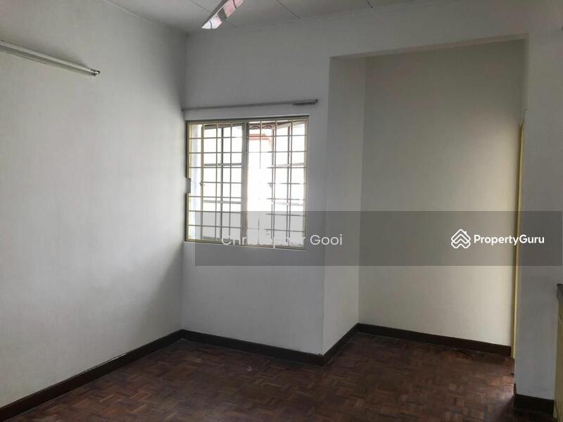 2-storey Terraced House for Sale in Usj 11 (Subang Jaya) - Christopher Gooi - PropertyGuru.com.my