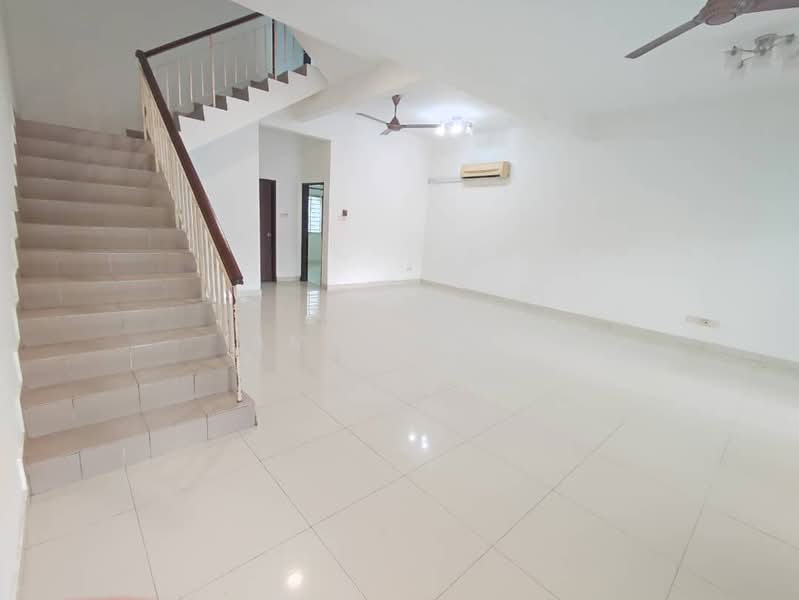 Terraced House for Rent in Sentul (Kuala Lumpur) - Amber Ng - Living Room - PropertyGuru.com.my