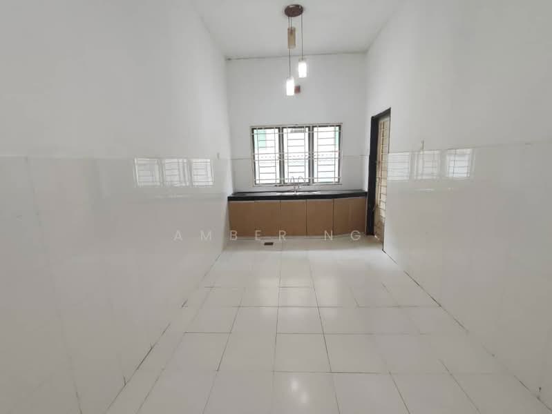 Terraced House for Rent in Sentul (Kuala Lumpur) - Amber Ng - Kitchen - PropertyGuru.com.my